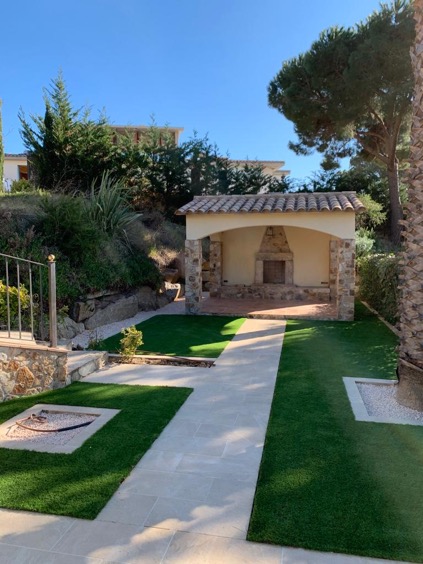 dc961a19-c68d-41d1-86e6-ce8484e07e48